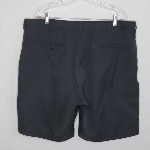 PGA Tour* Men's 1.5" Belt Loop Multipocketed Charcoal Gray Golf Shorts~ Size 40W - Picture 2 of 10